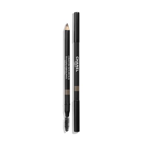 chanel crayon sculpting eyebrow pencil.